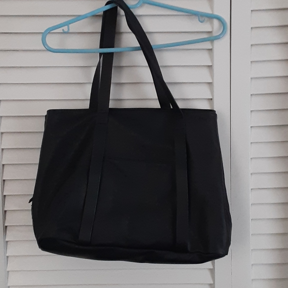 Handbag - Picture 2 of 3